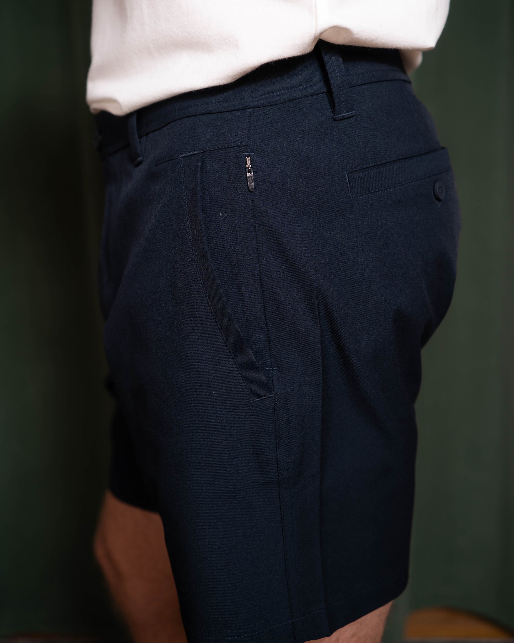 Rhone 7" Tech Chino Short